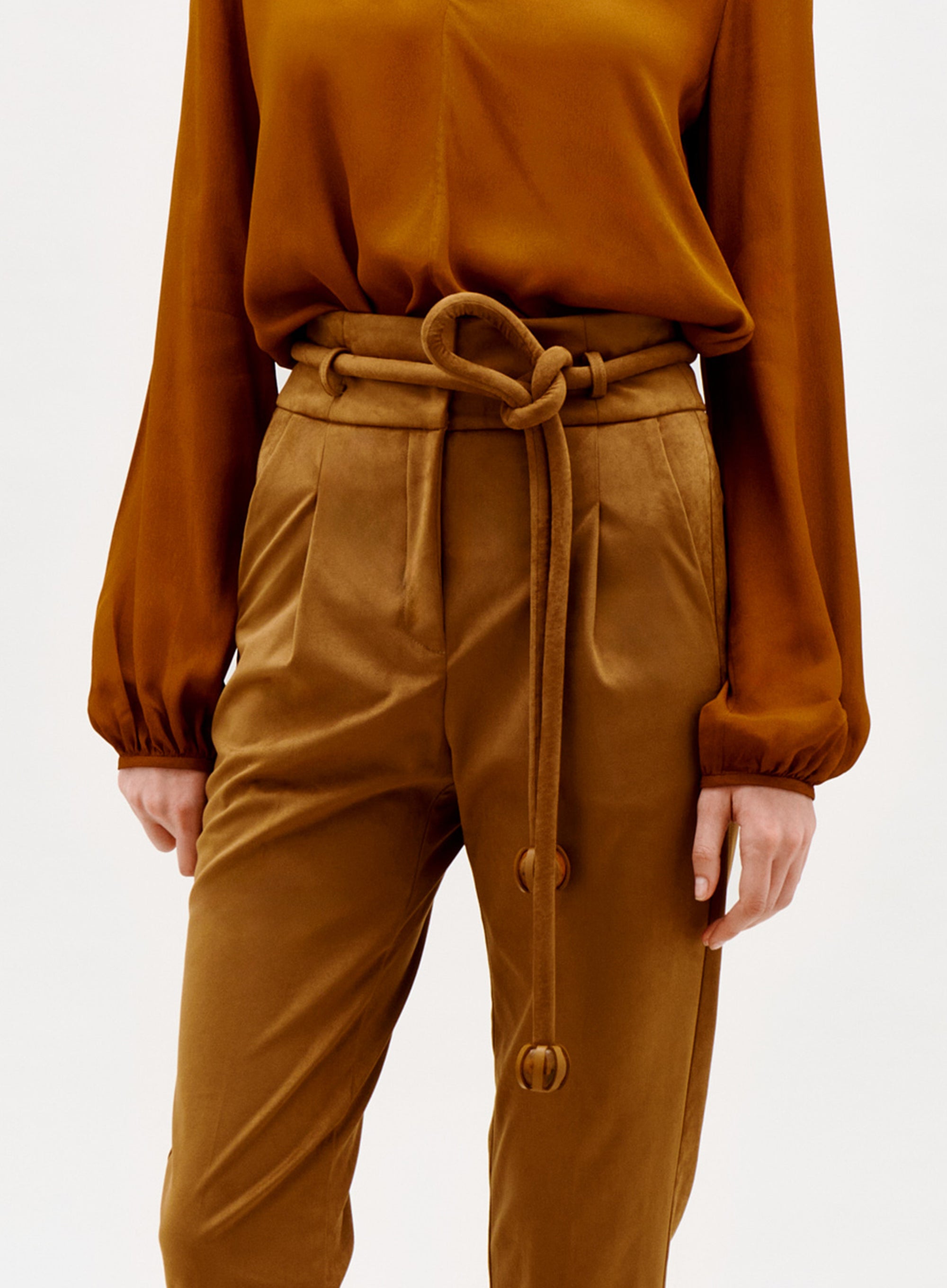 00__Beryl_Pant__Camel_FALL_2026_DETAIL__jpg