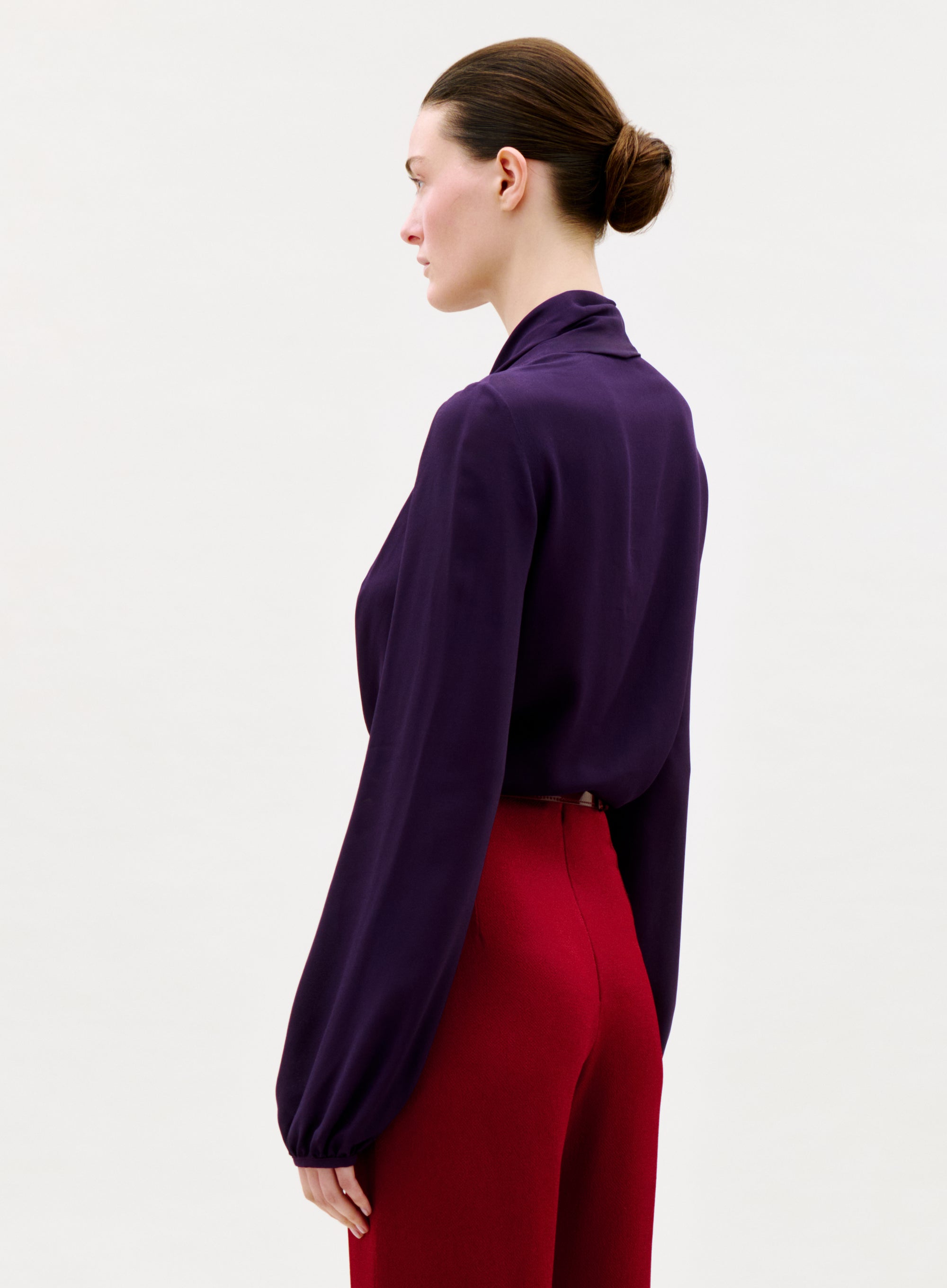 00___Tea_Blouse_Plum_FALL_2026_BACK_DETAIL