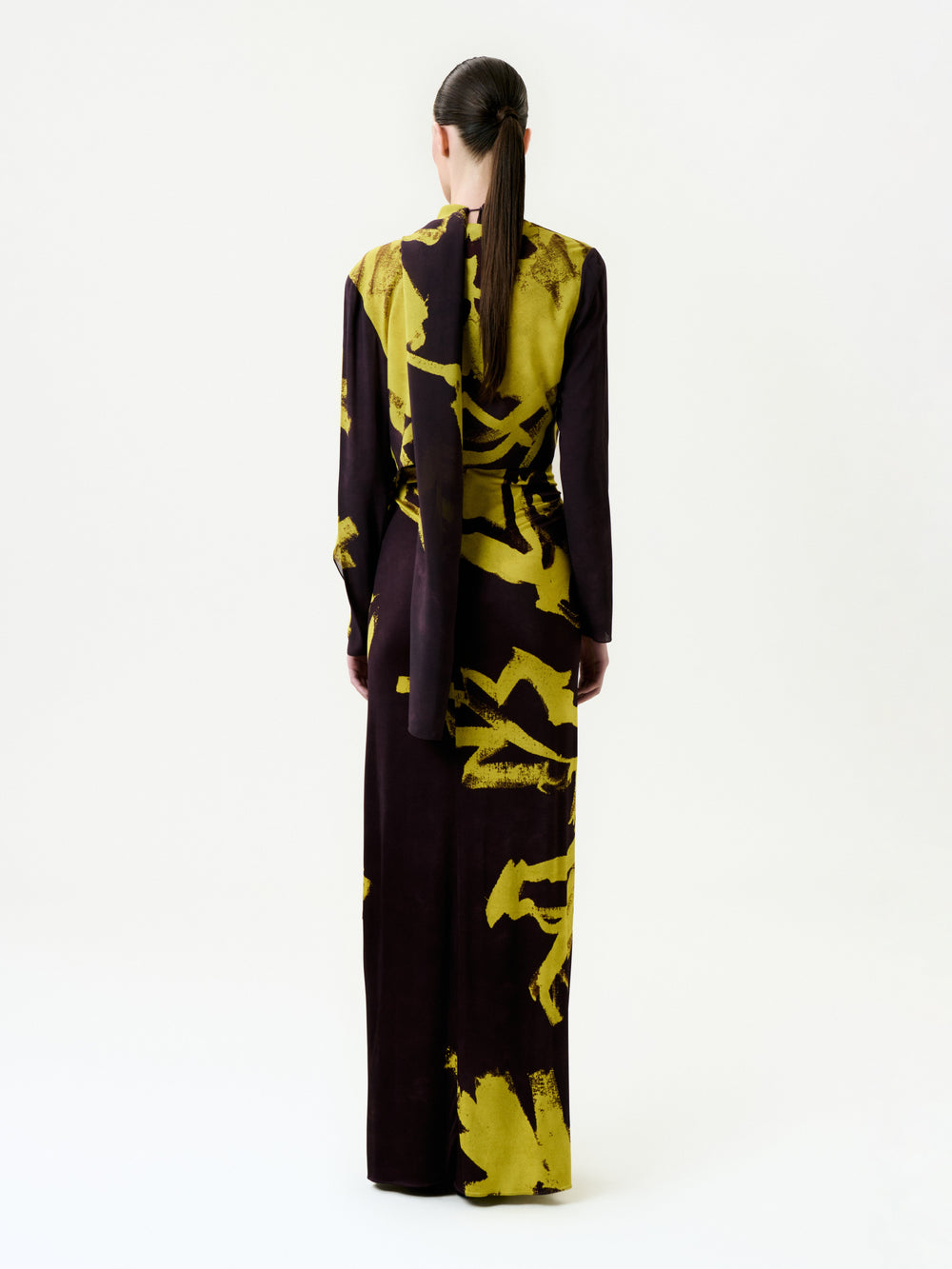 05-AikoDress-PlumFloral_LuisannaCape-PlumFloral_BACK_PRE-SPRING2027_aa0b1354-af6f-4676-9674-4d93d54a302e