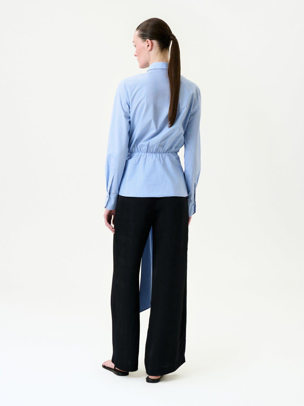 44-UllaPant-Black_BACK_PRE-SPRING2027_14b3c286-c8b7-4c01-aa33-10c5fc880239