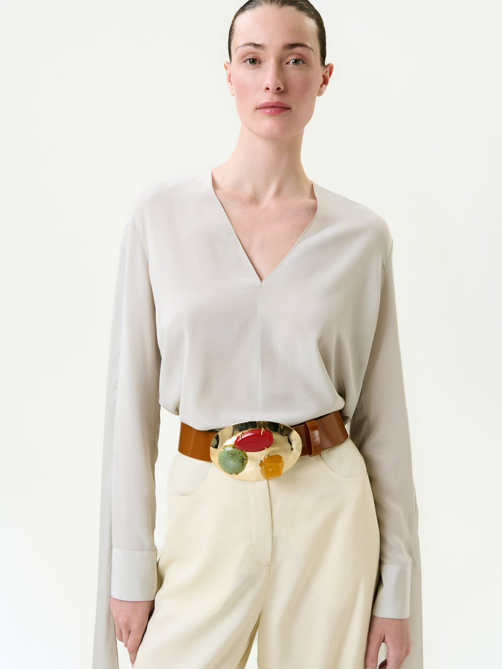 56-VannaBlouse-OffWhite_DETAIL_PRE-SPRING2027