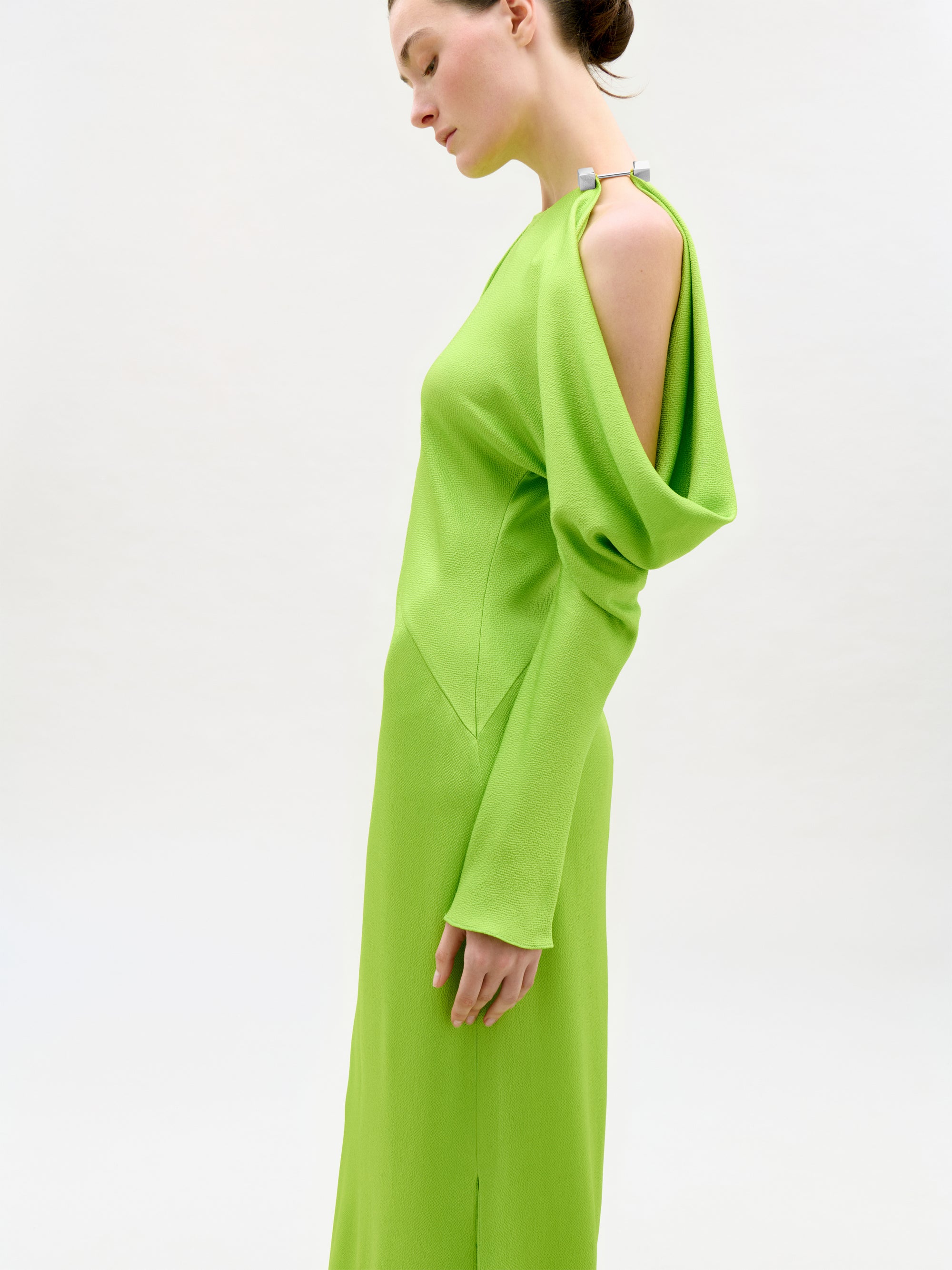 60___Antonia_Dress___Bright_Green_PRE_FALL_2026_DETAIL_EDIT