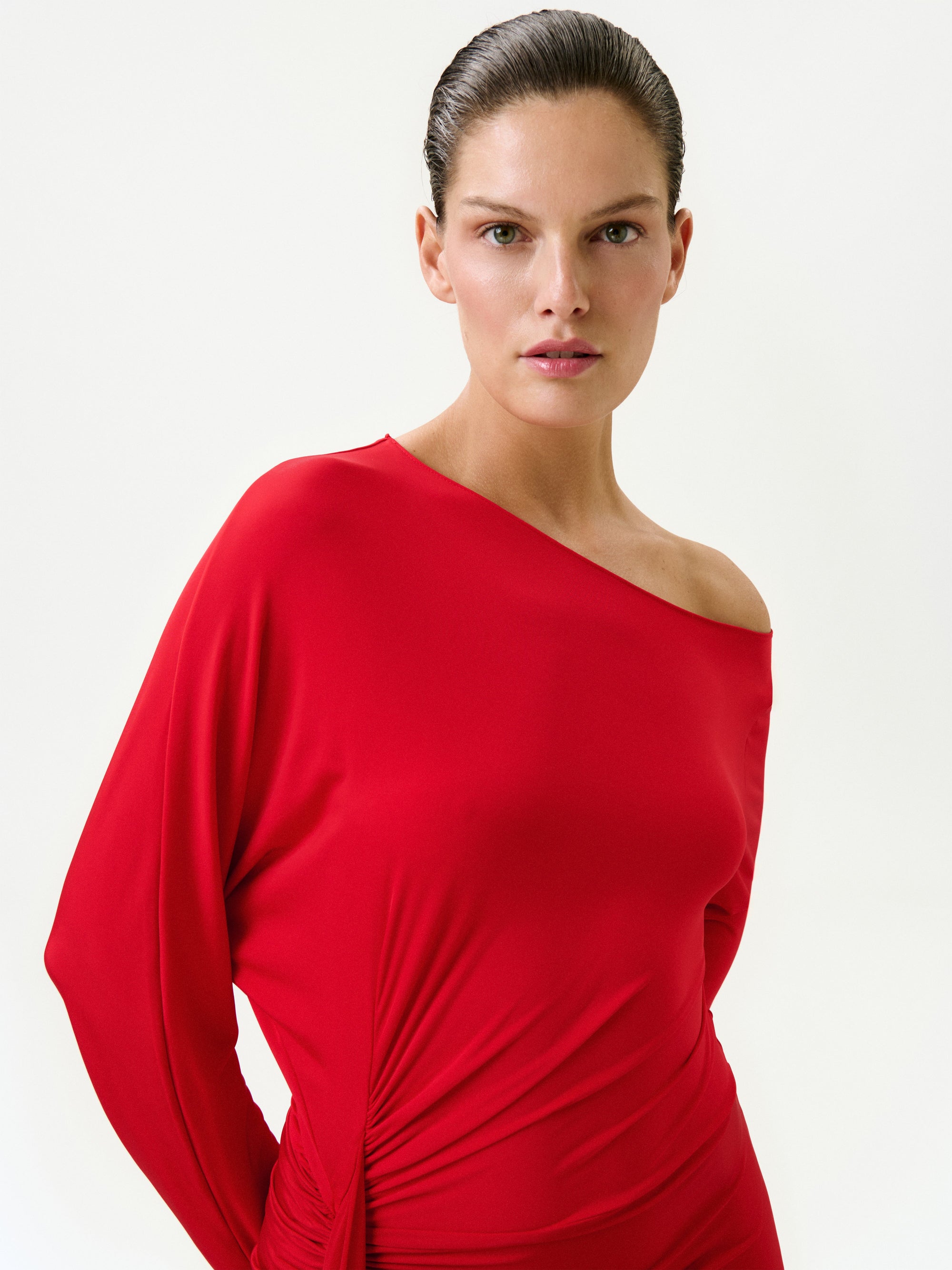 79-RoxyDress-Rouge_DETAIL_PRE-SPRING2027