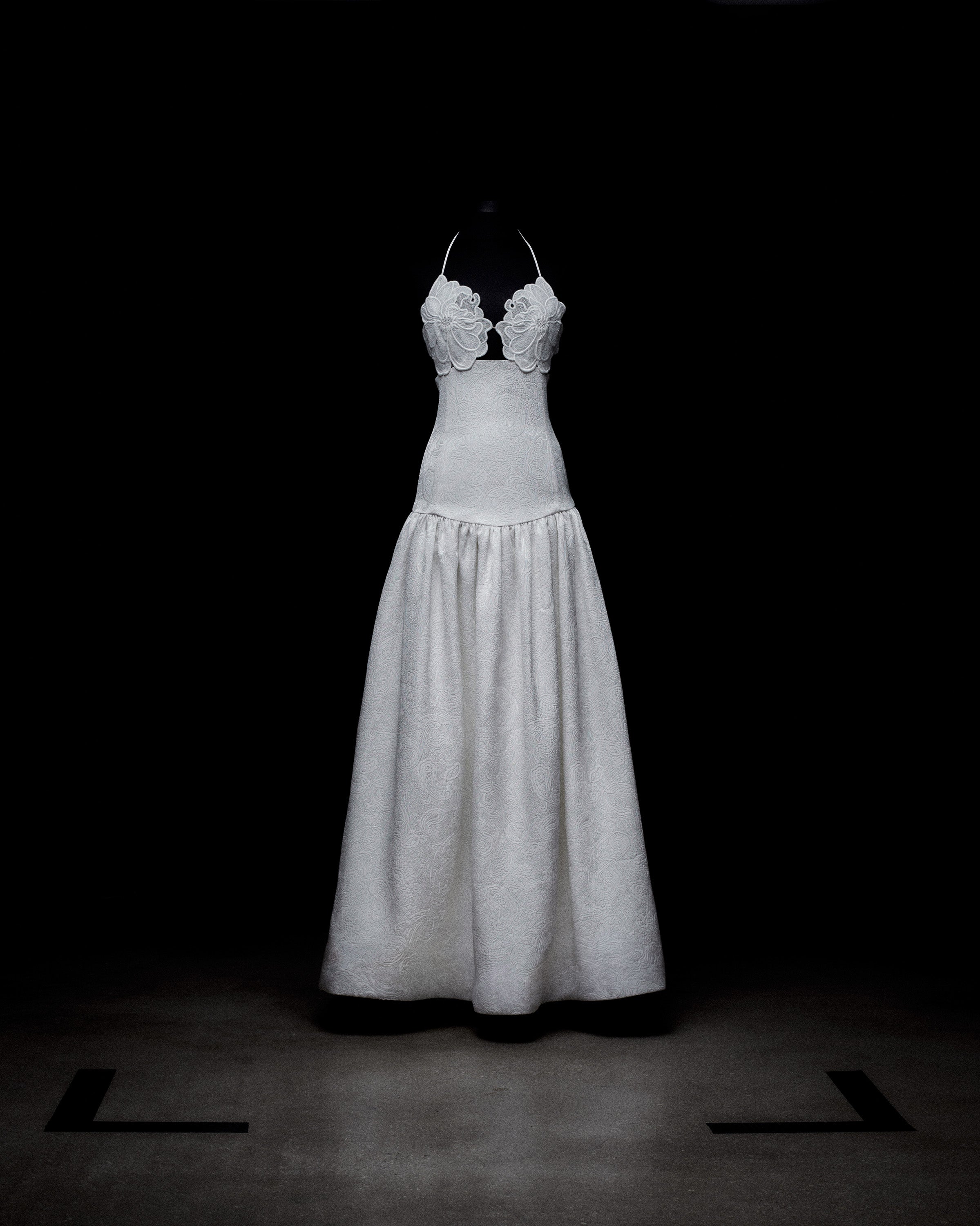 Bridal-Dress-White-Fitted