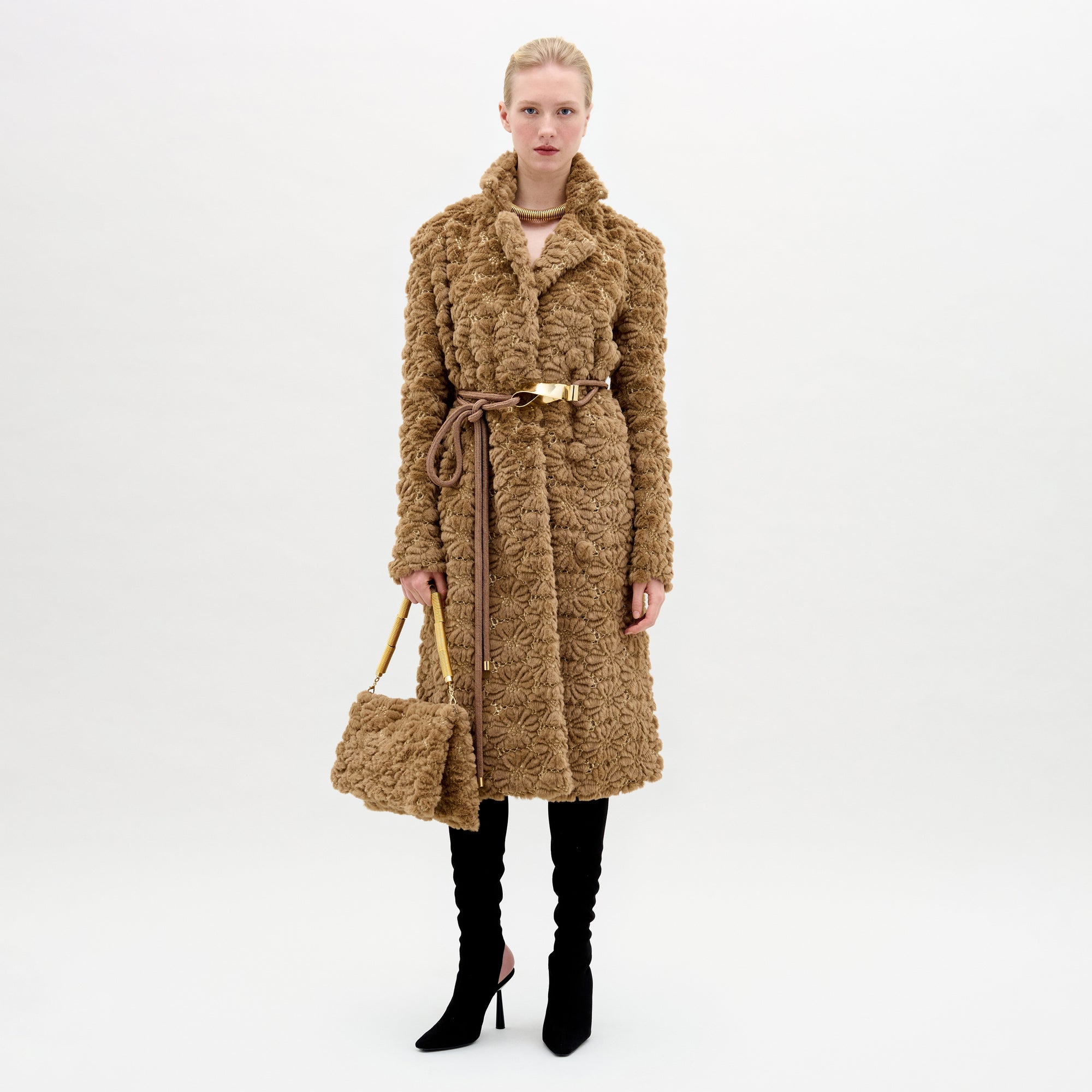 EMERSON_TRENCH_-_CAMEL_Front_Holiday_Capsule_2025_385cff8f-f905-4237-839b-4e6442c1d8e0