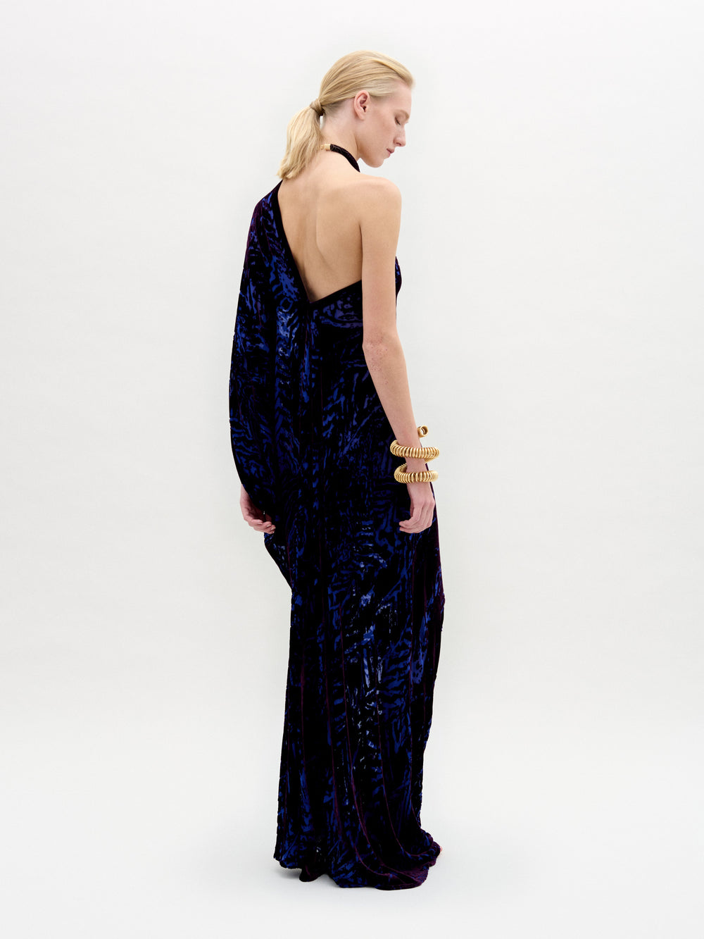 ERICADRESS-EGGPLANTVELVET_Back_HolidayCapsule2025_c63da106-8c0e-4ef4-9c35-7e149e76a224