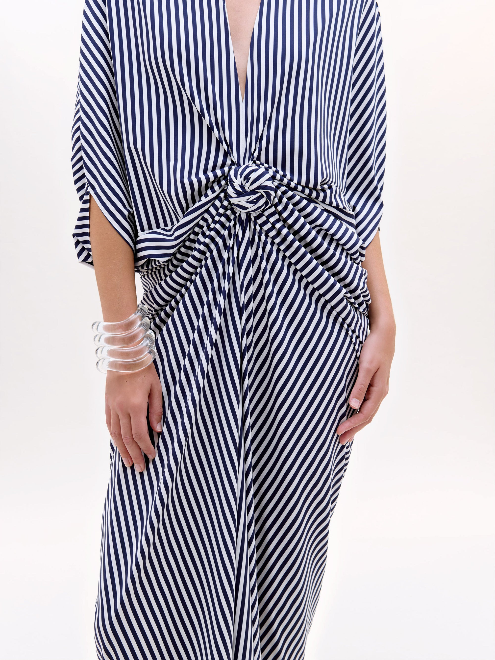 FIORE_TUNIC_BLUESTRIPES_DETAIL