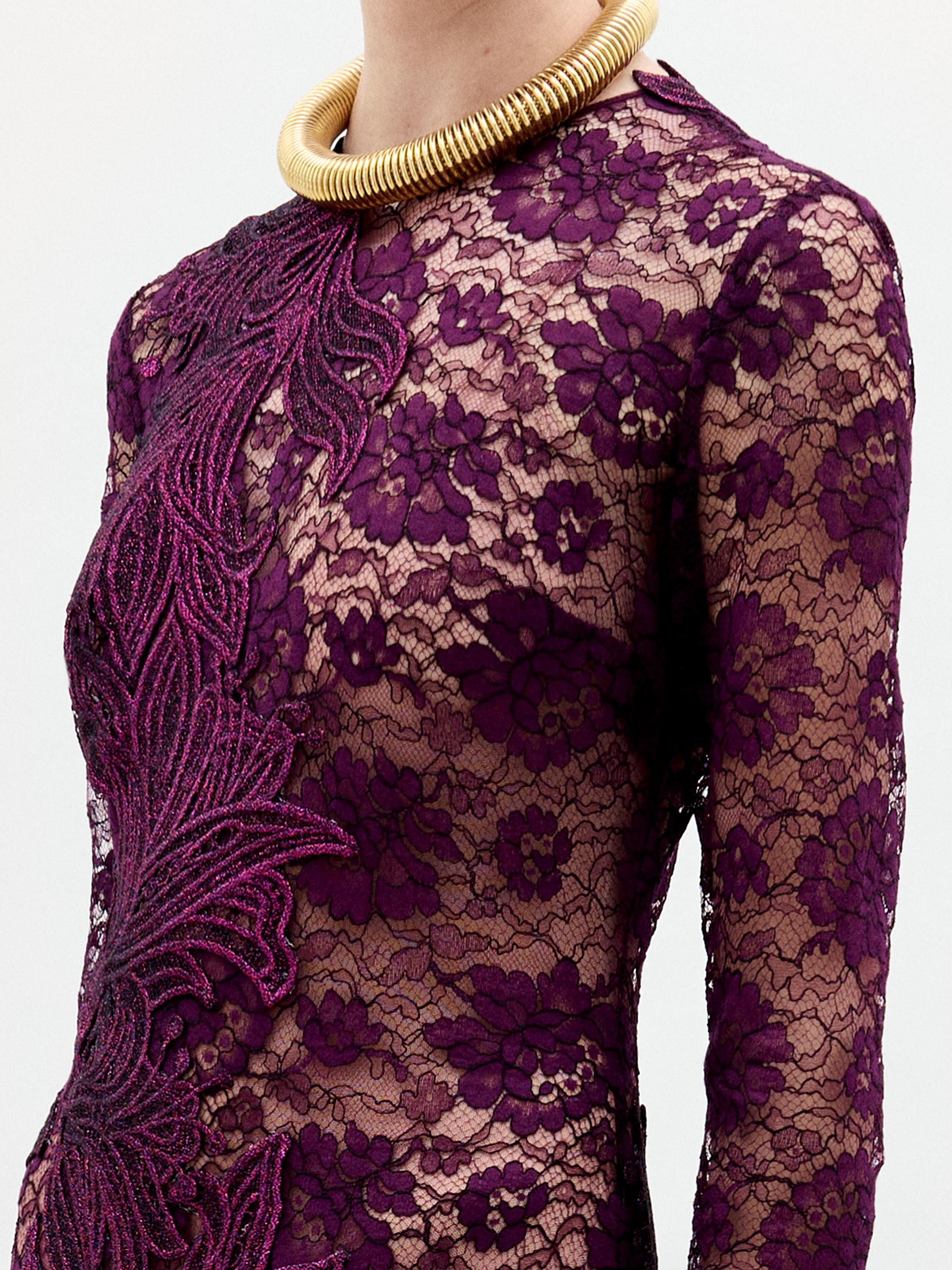 IDADRESS-PURPLE_DETAIL_HolidayCapsule2025_b1d24111-b6b2-4c34-ae12-b9f7e4cac57c