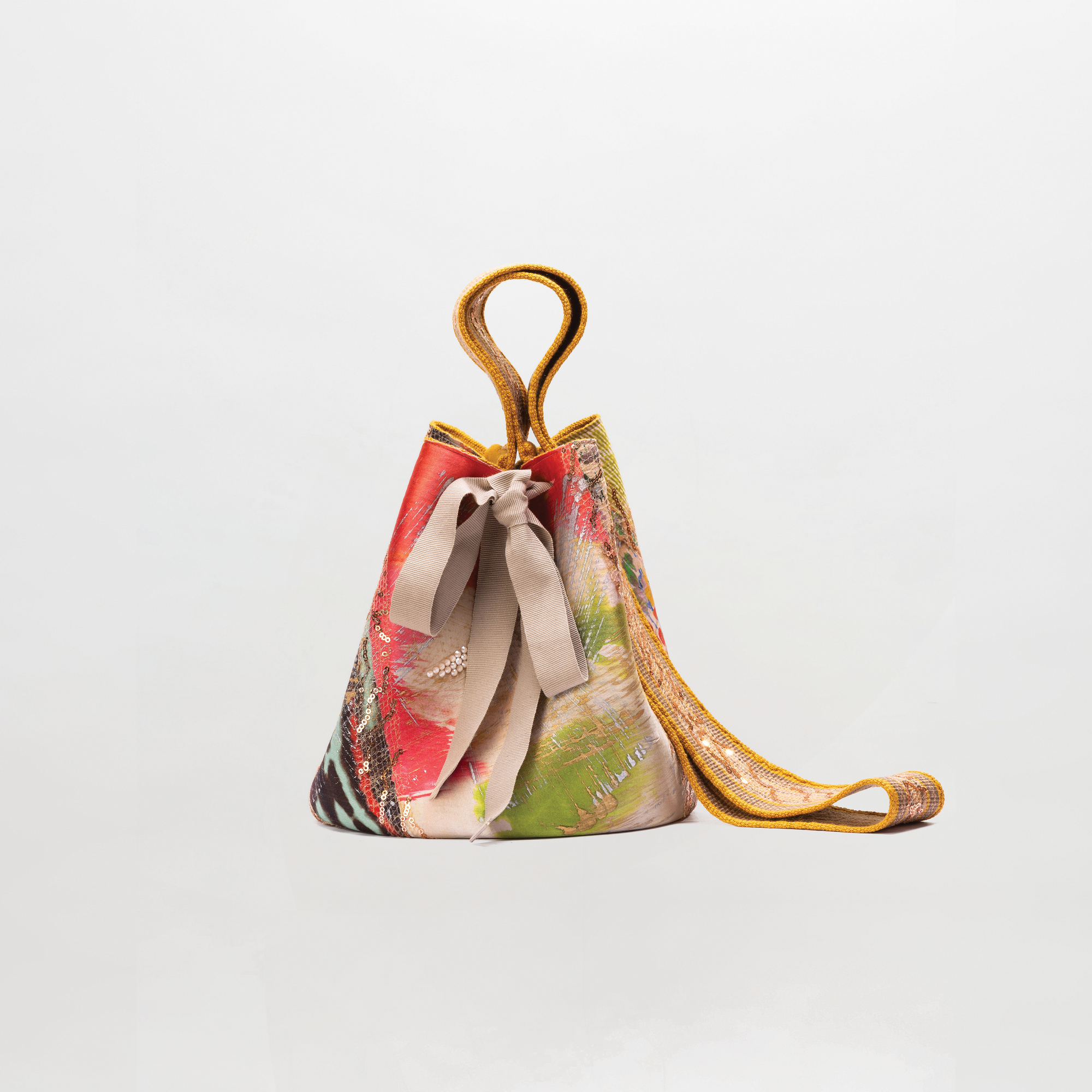 LAAPUT_MOCHILA_MOSTAZA_GRANDE_91f6c01f-eb27-4a29-a91b-87d5199d884d