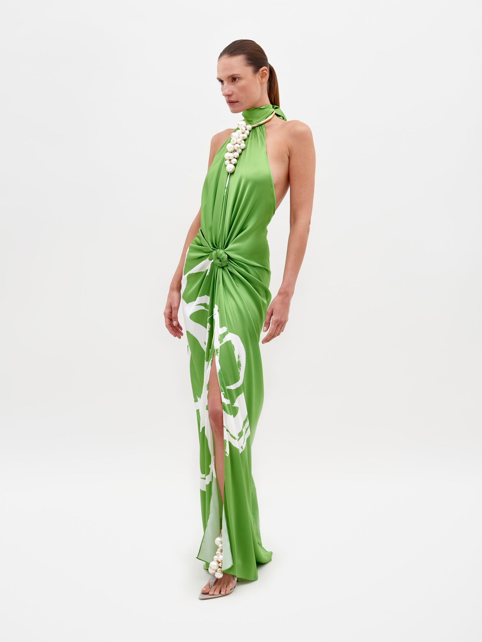 OLATZDRESS-GREENBLOOM_front_5688bfcf-a04d-445e-b0a0-35ce982c8ddc