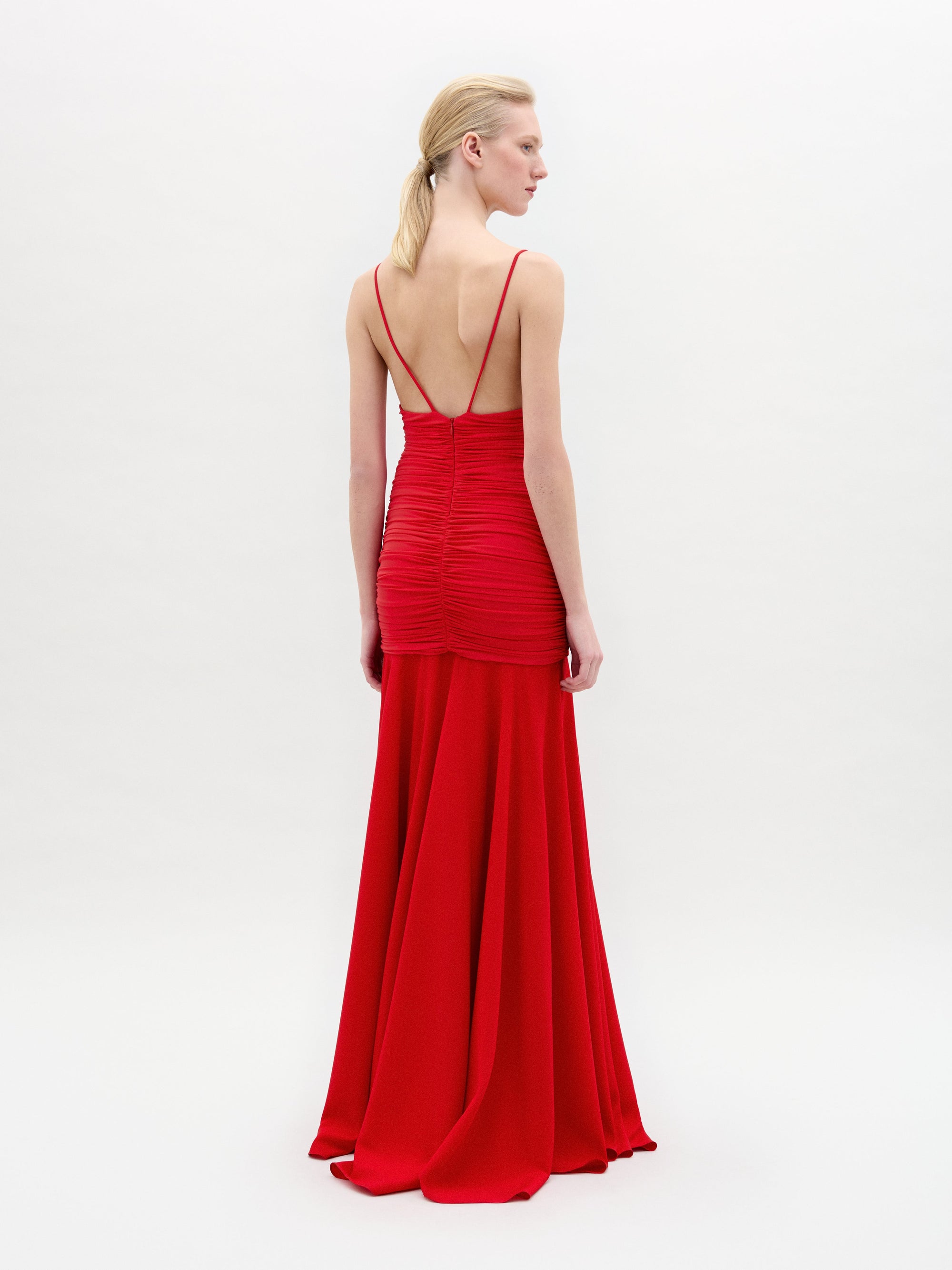 SANADRESS-ROUGE_Back_HolidayCapsule2025_ca02a359-cf83-4509-9632-081b331bb6e5