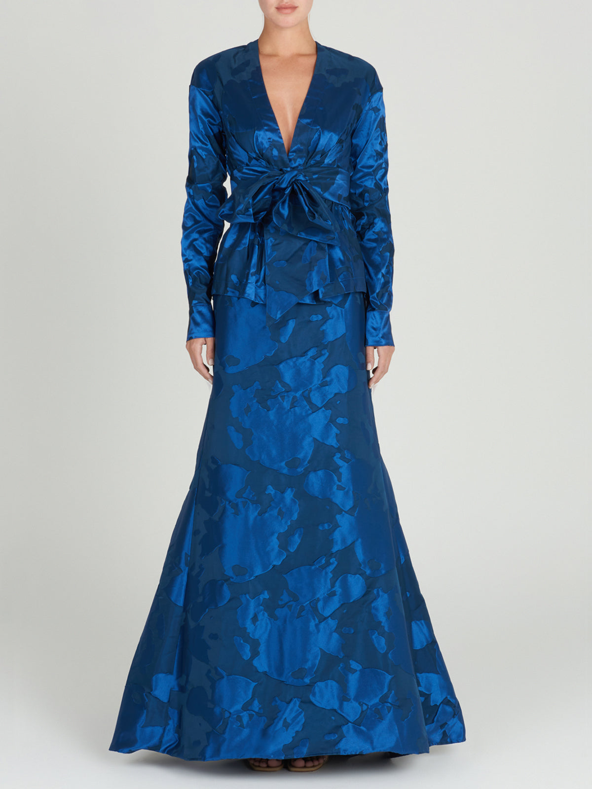 RESORT2024ECOM-SAANVIBLOUSE-TIRENESKIRT_c8644762-6d9b-4f91-a409-45f6d376e165
